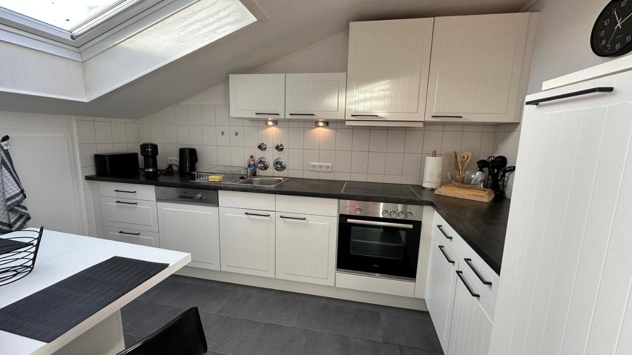 Ferienwohnung Mit Blick Aufs Meer In Wilhelmshaven Exterior foto