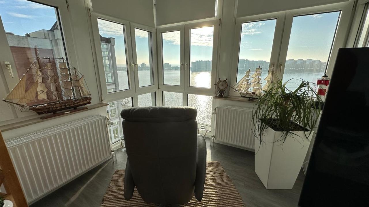 Ferienwohnung Mit Blick Aufs Meer In Wilhelmshaven Exterior foto